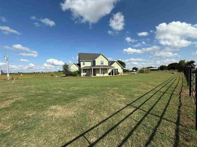 2380 NE 135th St, Lawton, OK 73507