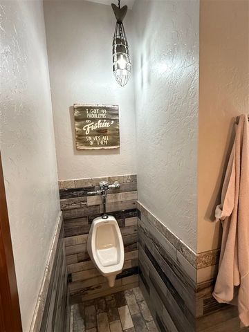 2380 NE 135th St, Lawton, OK 73507