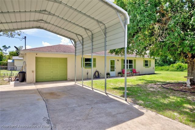 221 Boren Avenue, Lake Placid, FL 33852