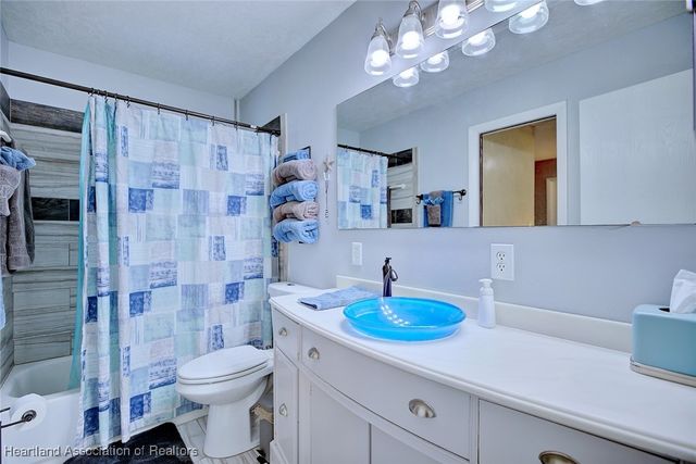 221 Boren Avenue, Lake Placid, FL 33852
