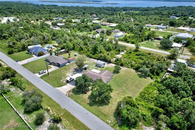 221 Boren Avenue, Lake Placid, FL 33852