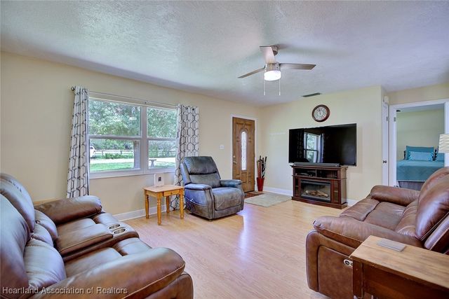 221 Boren Avenue, Lake Placid, FL 33852
