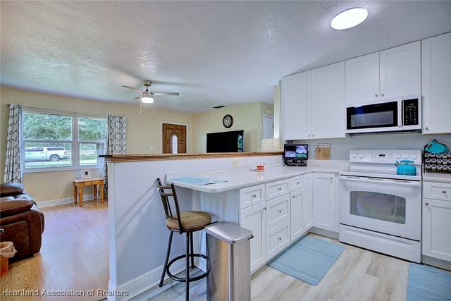 221 Boren Avenue, Lake Placid, FL 33852