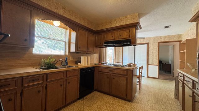 16418 Fox Crossing Lane, Spring, TX 77379
