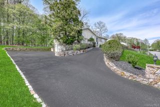 17 Brookline Way, New City, NY 10956