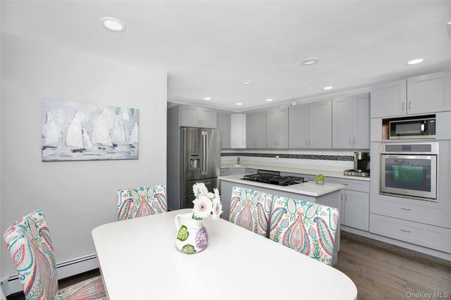 5 Kensington, Lido Beach, NY 11561