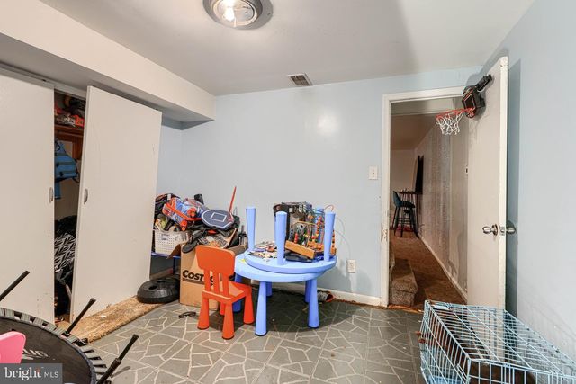 1810 HOLLYDALE RD, Fort Washington, MD 20744