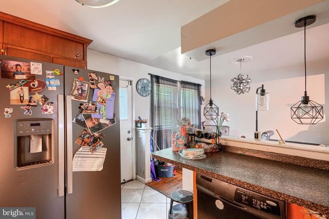 1810 HOLLYDALE RD, Fort Washington, MD 20744