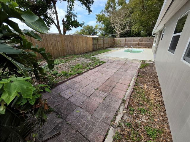 5440 RIDDLE ROAD, Holiday, FL 34690