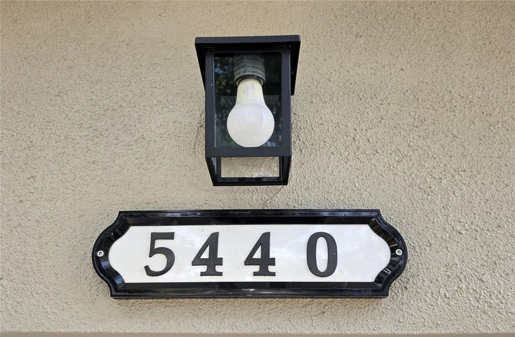 Image 30 of property listing at 5440 RIDDLE ROAD, Holiday, FL 34690