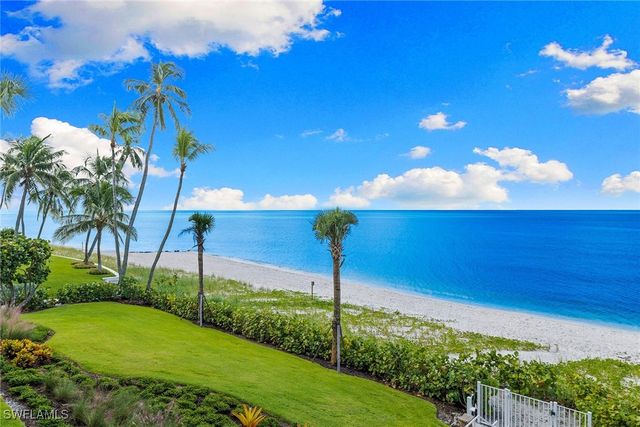 1285 Gulf Shore BLVD N 2B, Naples, FL 34102