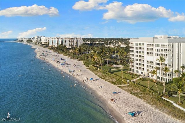 1285 Gulf Shore BLVD N 2B, Naples, FL 34102