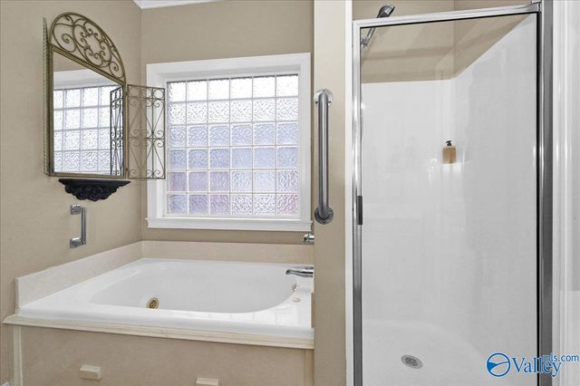 992 Tracey Lane, Decatur, AL 35603