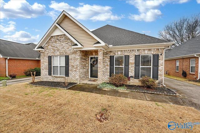 992 Tracey Lane, Decatur, AL 35603