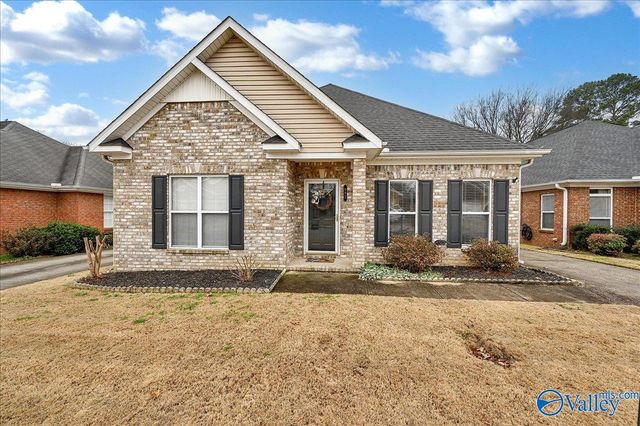 992 Tracey Lane, Decatur, AL 35603