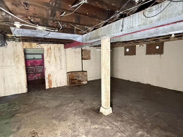 4621 N 30th STREET, Milwaukee, WI 53209