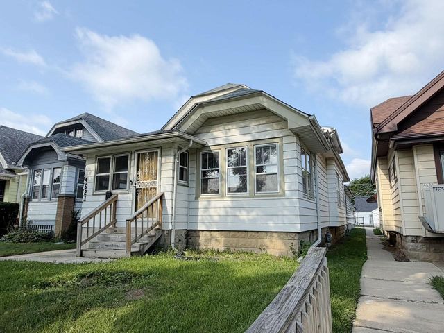 4621 N 30th STREET, Milwaukee, WI 53209