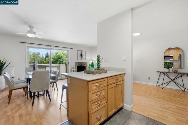 2420 Pleasant Hill Rd 1, Pleasant Hill, CA 94523