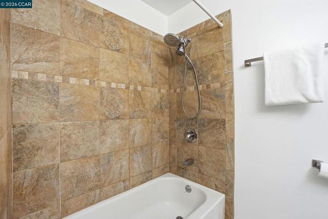 2420 Pleasant Hill Rd 1, Pleasant Hill, CA 94523