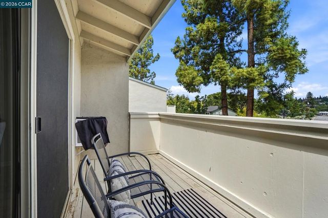2420 Pleasant Hill Rd 1, Pleasant Hill, CA 94523