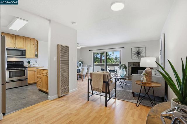 2420 Pleasant Hill Rd 1, Pleasant Hill, CA 94523