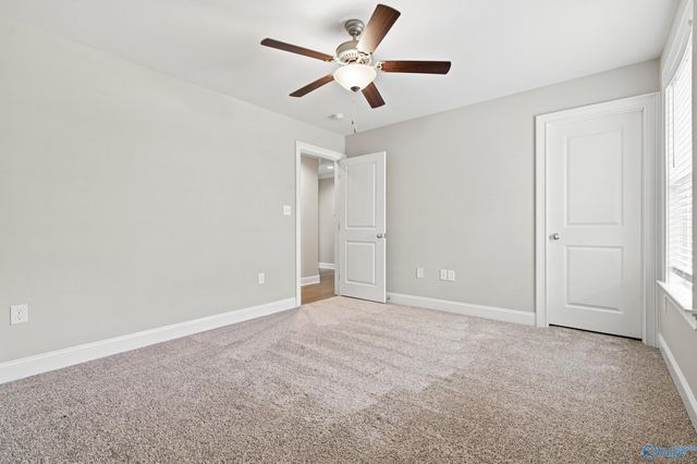 15543 Ironcrest Drive NW, Harvest, AL 35749