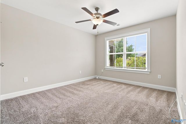 15543 Ironcrest Drive NW, Harvest, AL 35749