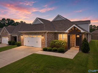 15543 Ironcrest Drive NW, Harvest, AL 35749