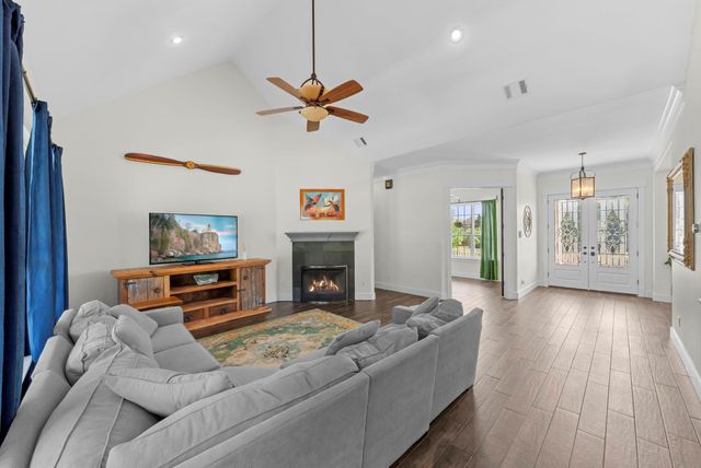 520 Goodnight TRL, Dripping Springs, TX 78620