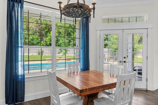 520 Goodnight TRL, Dripping Springs, TX 78620