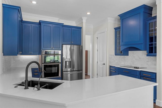 520 Goodnight TRL, Dripping Springs, TX 78620
