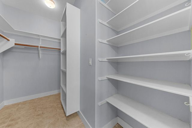 520 Goodnight TRL, Dripping Springs, TX 78620