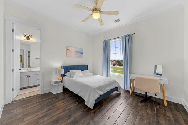 520 Goodnight TRL, Dripping Springs, TX 78620