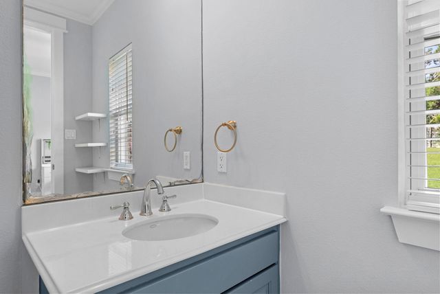 520 Goodnight TRL, Dripping Springs, TX 78620