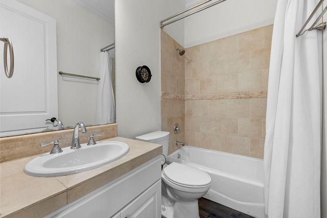 520 Goodnight TRL, Dripping Springs, TX 78620