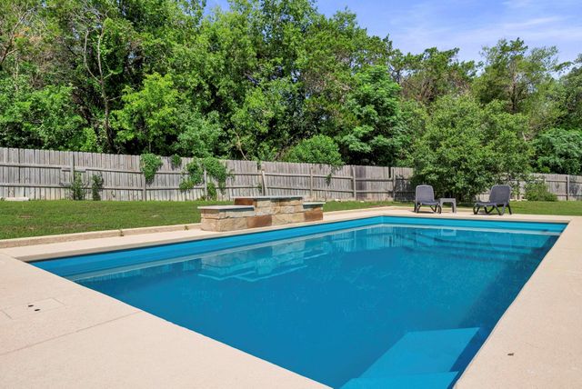 520 Goodnight TRL, Dripping Springs, TX 78620