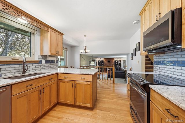 7582 S Ames Way, Littleton, CO 80128