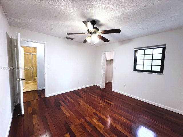 3054 Center St 3054, Miami, FL 33133