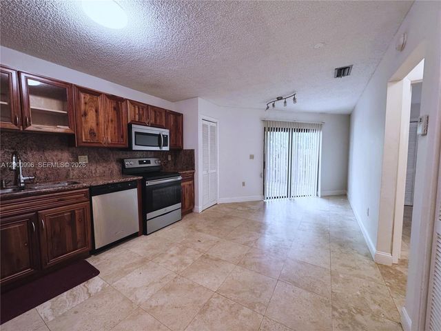 3054 Center St 3054, Miami, FL 33133