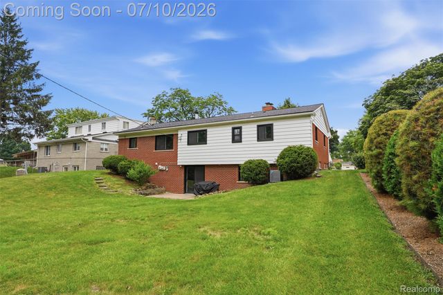 595 Byron Street, Plymouth, MI 48170