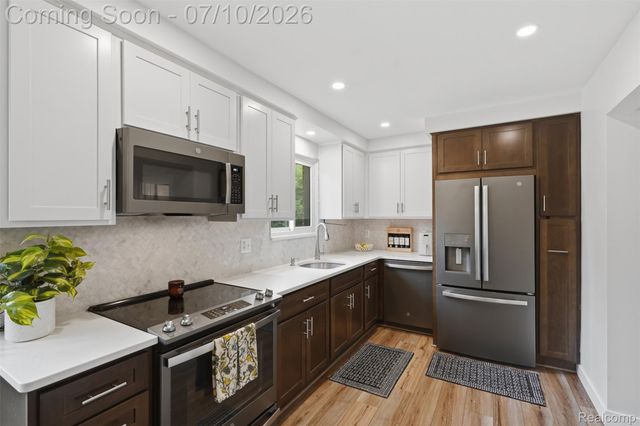 595 Byron Street, Plymouth, MI 48170