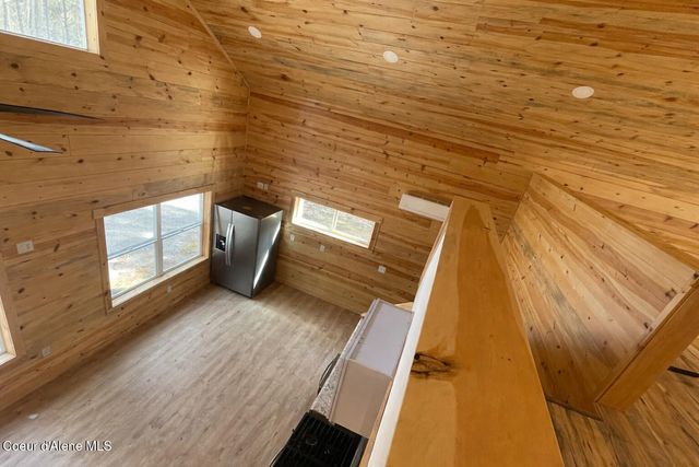 391 Champs Rd, Bonners Ferry, ID 83805