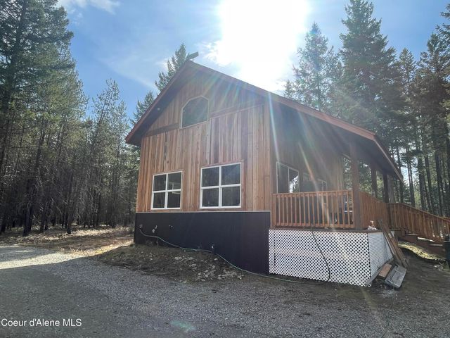 391 Champs Rd, Bonners Ferry, ID 83805