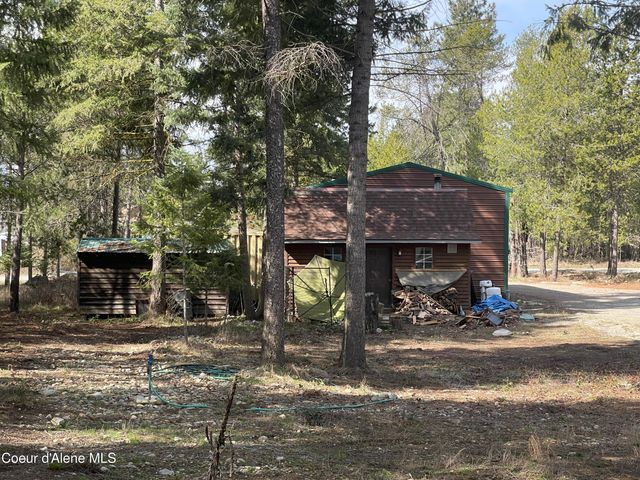 391 Champs Rd, Bonners Ferry, ID 83805