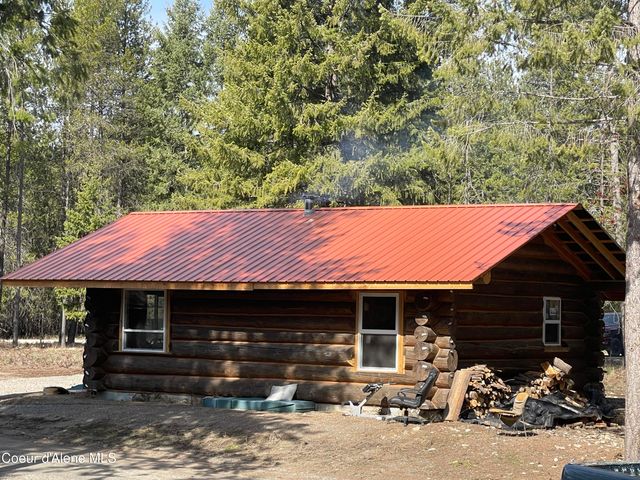 391 Champs Rd, Bonners Ferry, ID 83805