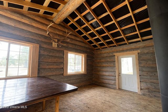 391 Champs Rd, Bonners Ferry, ID 83805