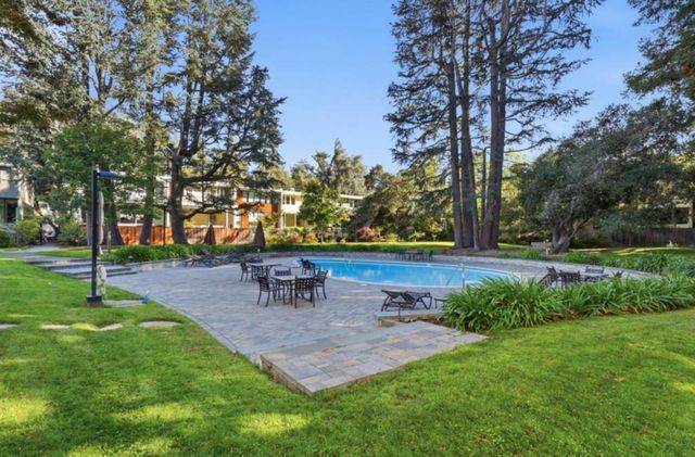140 Stone Pine Lane, Menlo Park, CA 94025