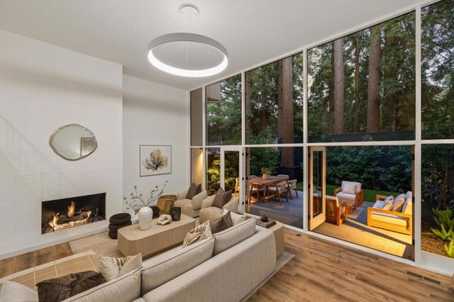 140 Stone Pine Lane, Menlo Park, CA 94025