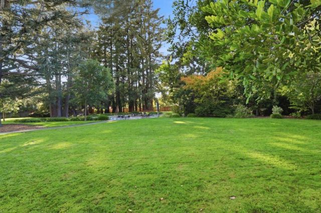 140 Stone Pine Lane, Menlo Park, CA 94025