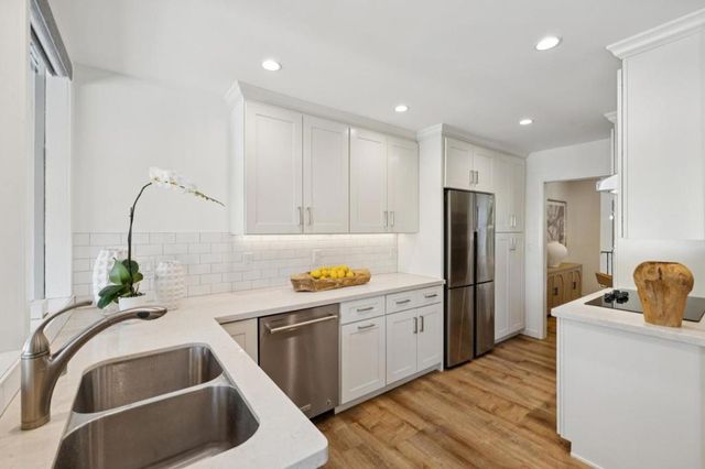 140 Stone Pine Lane, Menlo Park, CA 94025